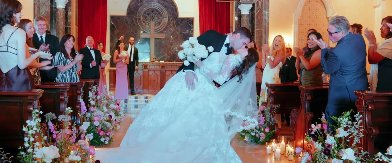 Theo + Kristen's kiss at the altar